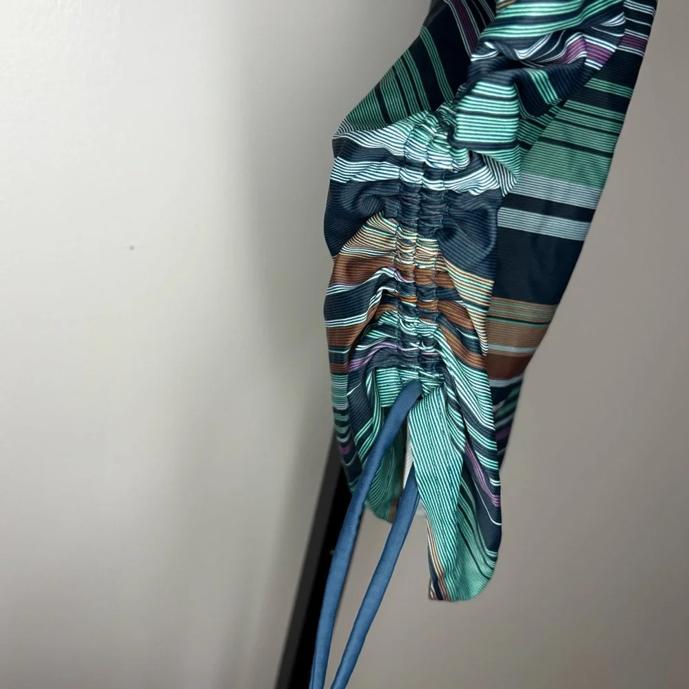 Prana Moorea Women's Tankini Swimsuit Top Size Medium‎ Flawed
